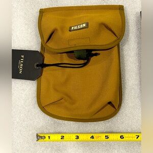 FILSON X RUNABOUT GOODS UTILITY POUCH TAN ONE SIZE NWT